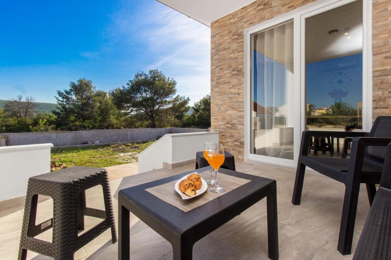 Holiday Home Lucia Lozovac Luaran gambar